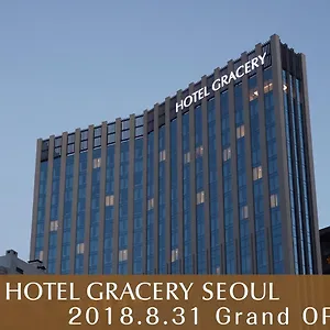 Gracery Hotel